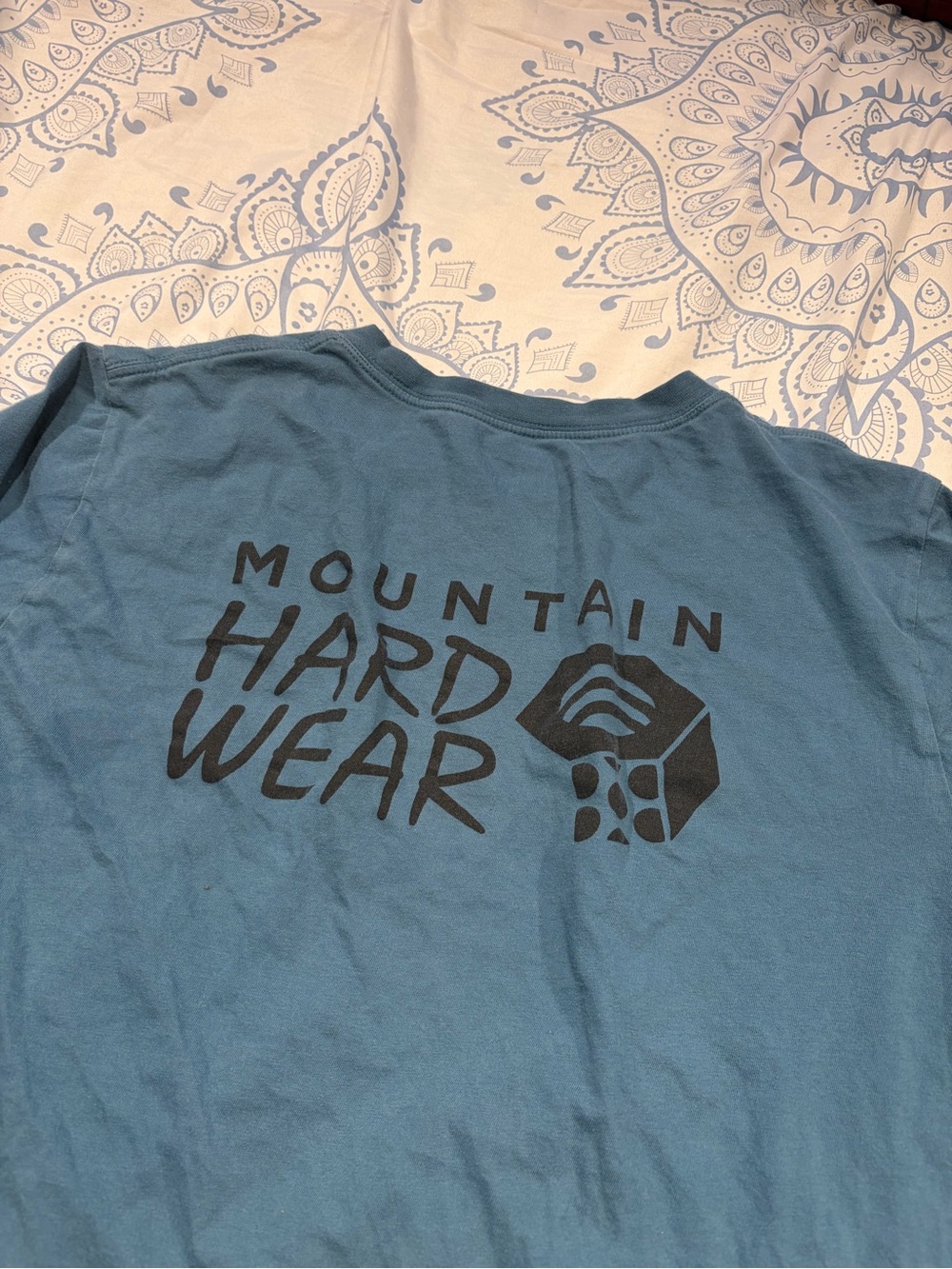 Mountain Hard Wear Long Sleeve shirt